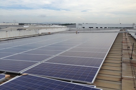 Supports de montage de panneau solaire avec Kliplok 406/700
